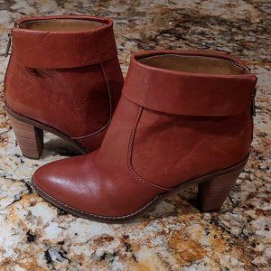 Women's Lucky brand chestnut soft leather booties 3"heel 6.5M pre-owned